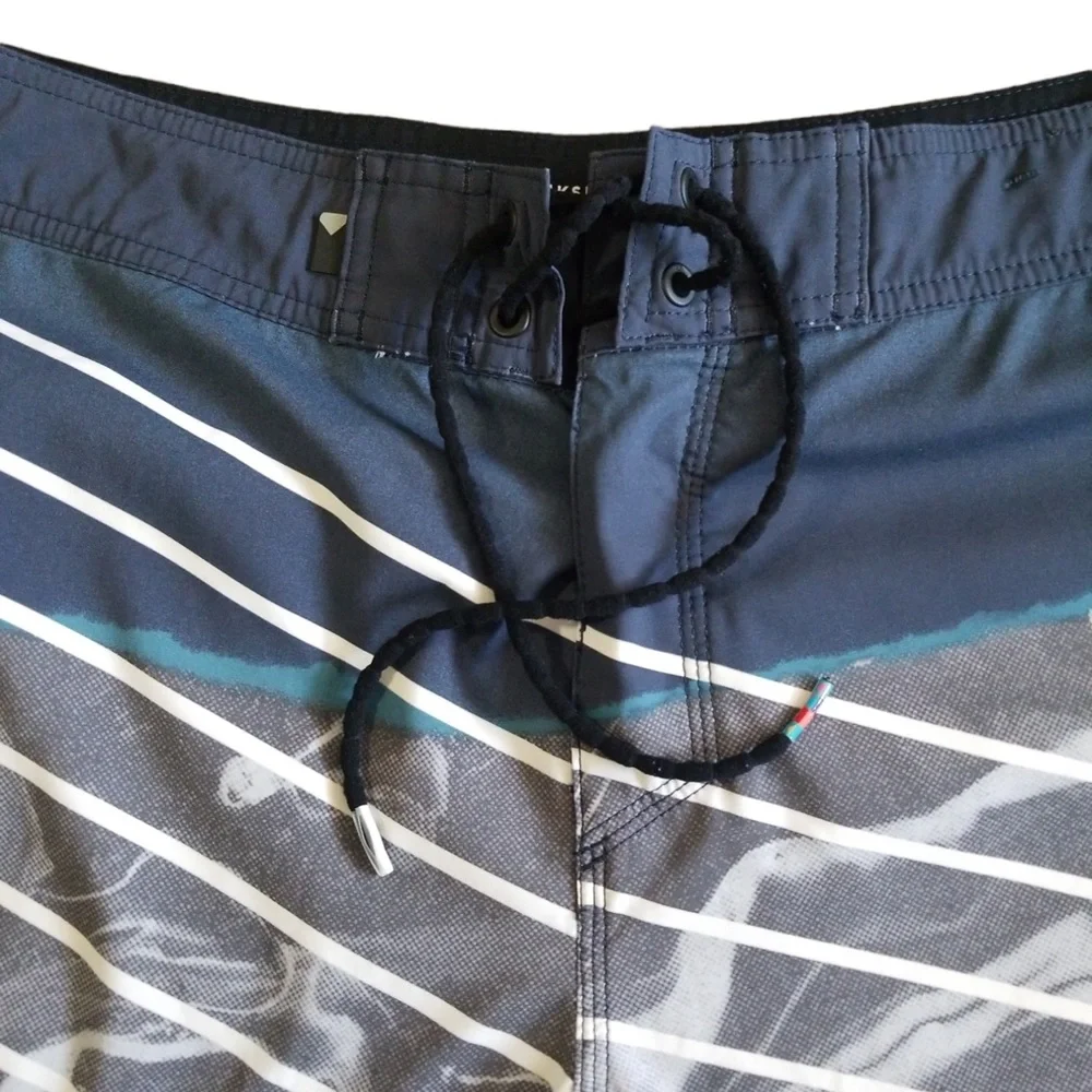 Quiksilver Men's Dryflight Highline Lava Slash Swim Board Shorts‎ Sz. 34